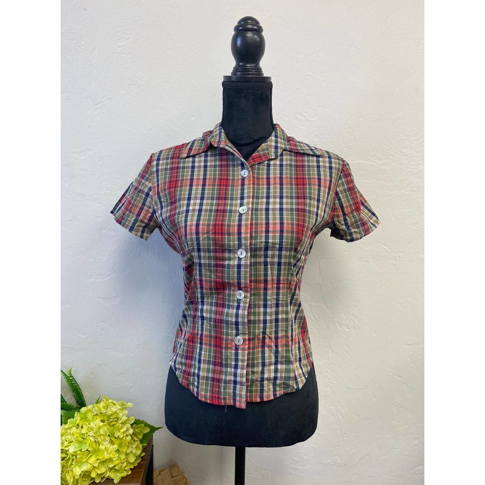 Vintage Plaid 5•7•9 Skater Button Down Shirt Size XS // 100% Cotton